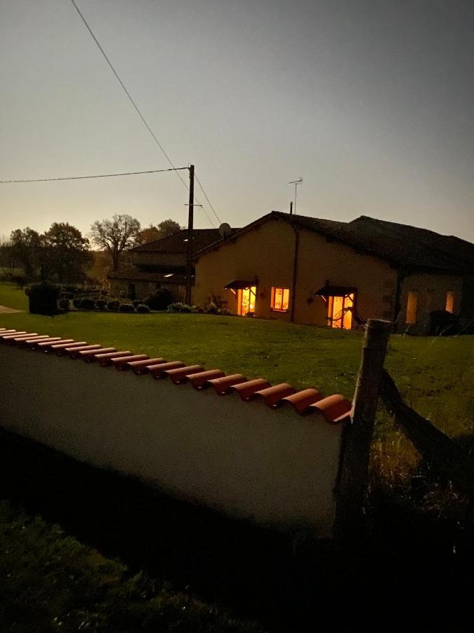 Gite Charbonnaud Laprade  Esterno foto